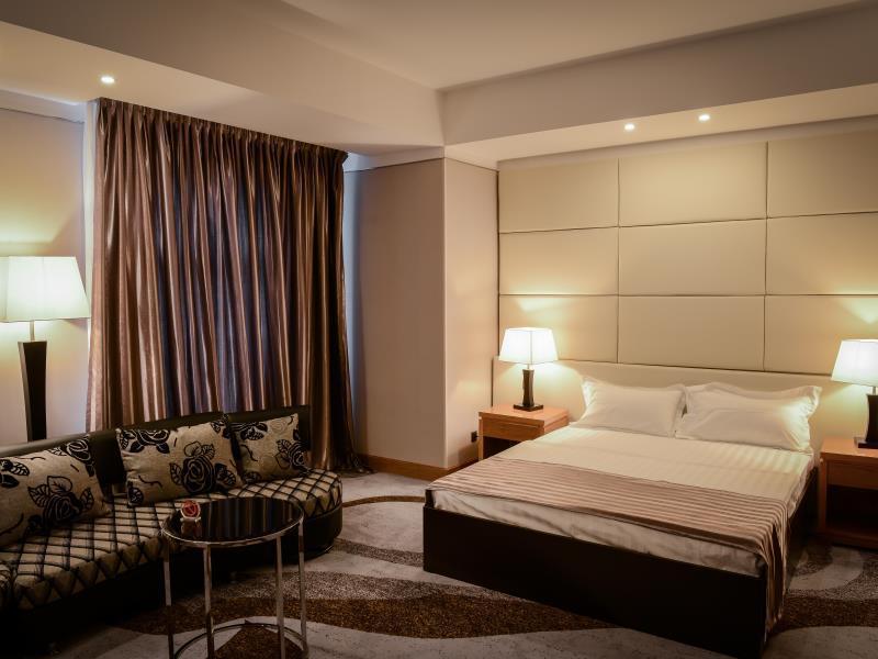 Absolute Hotel Astana Ngoại thất bức ảnh